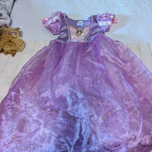 DELUXE Disney Rapunzel Dress size 5/6 - Picture 1 of 7